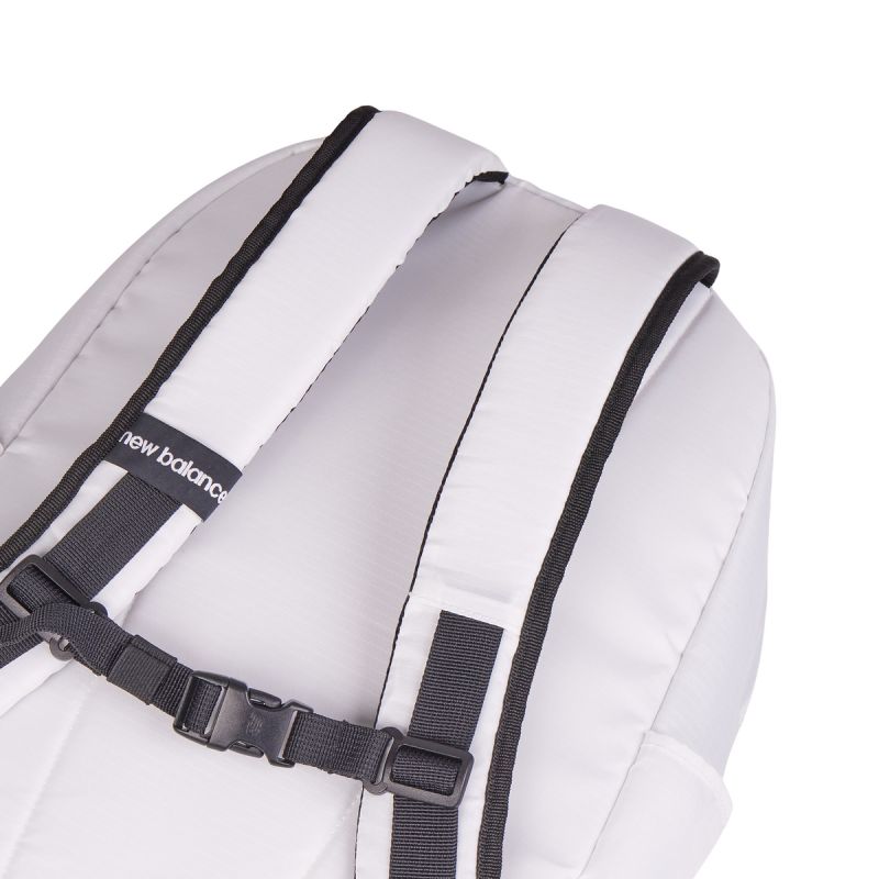 New Balance Essential Backpack WT LAB51900WT