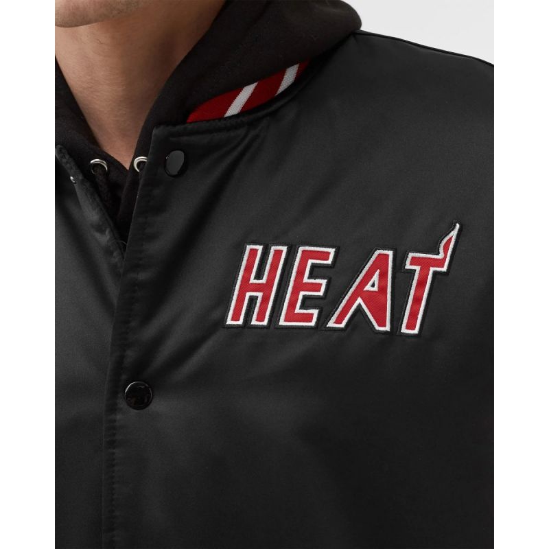 Mitchell & Ness NBA Heavyweight Satin Jacket Miami Heat M OJBF3413-MHEYYPPPBLCK