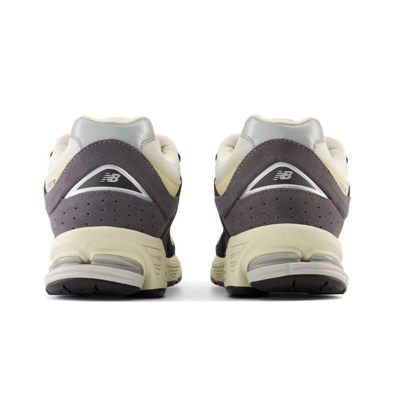 New Balance M M2002RSH sports shoes