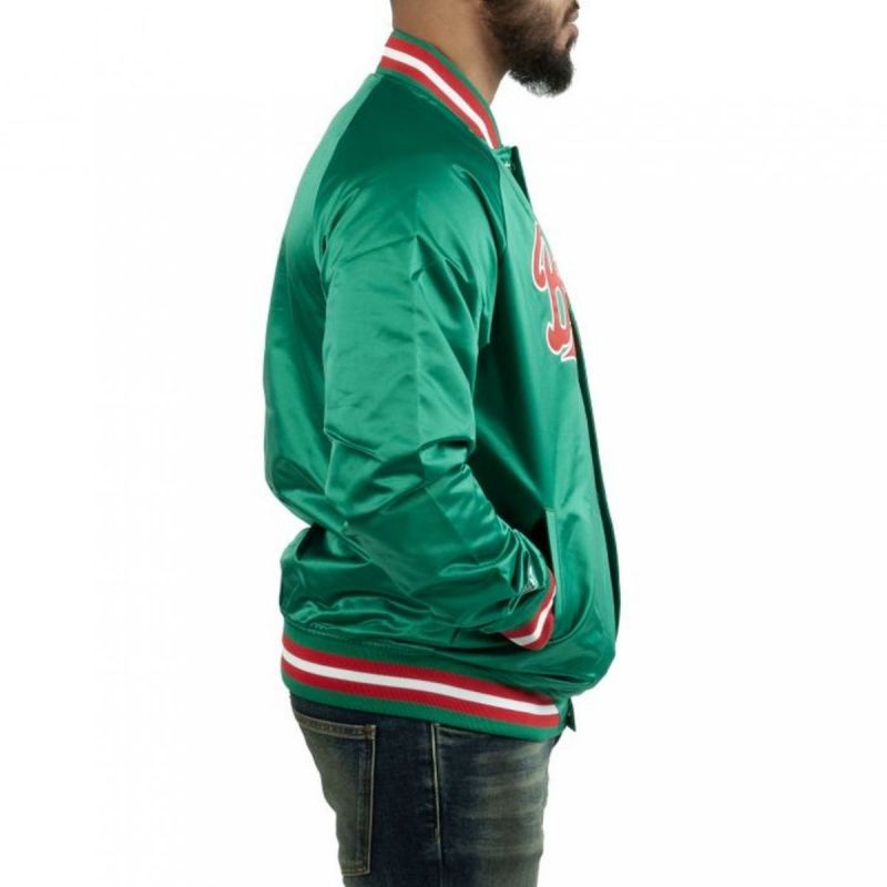 Mitchell & Ness NBA Milwaukee Bucks Lightweight Jacket M STJKMG18013-MBUDKGN