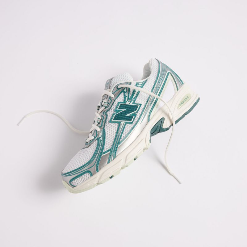 New Balance U740GR2 shoes