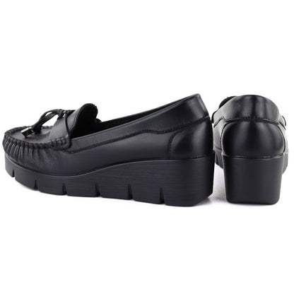 Black leather wedge moccasin shoes Vinceza 39990