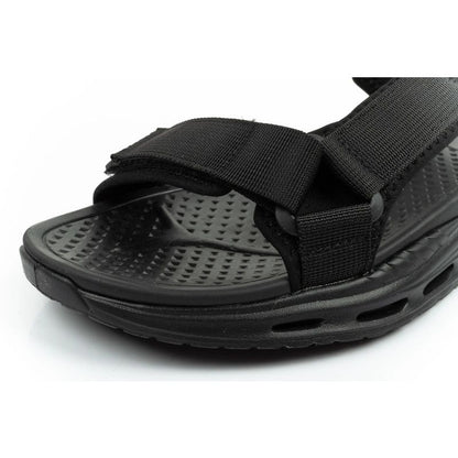 Lee Cooper men's shoes with velcro straps for summer, lightweight black