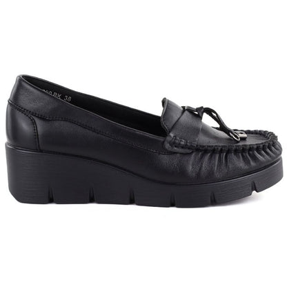 Black leather wedge moccasin shoes Vinceza 39990