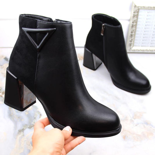 Insulated ankle boots with a decorative high heel D&A S.Barski Premium Collection W OLI238 black