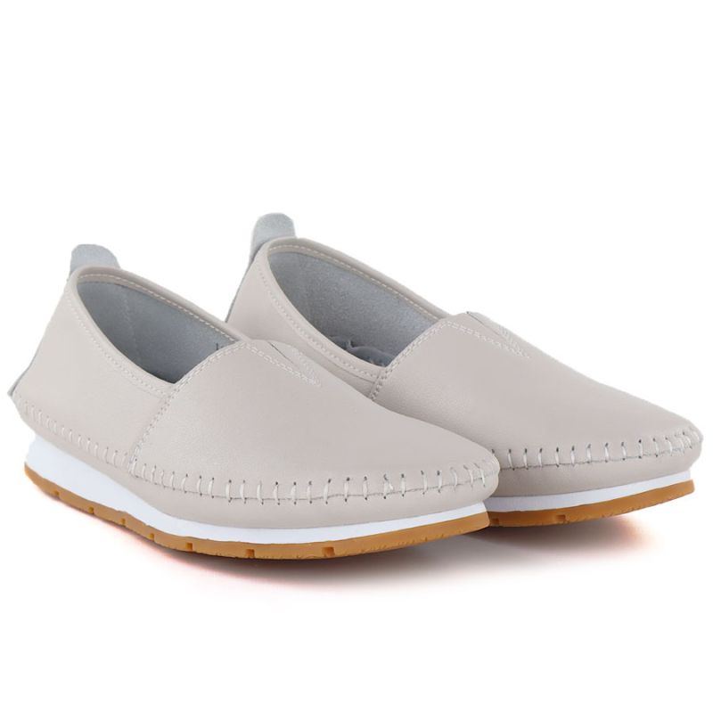 Women's beige leather slip-on shoes S.Barski LR61-7051