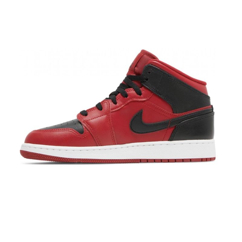 Air Jordan 1 Mid GS shoes - 554725-660