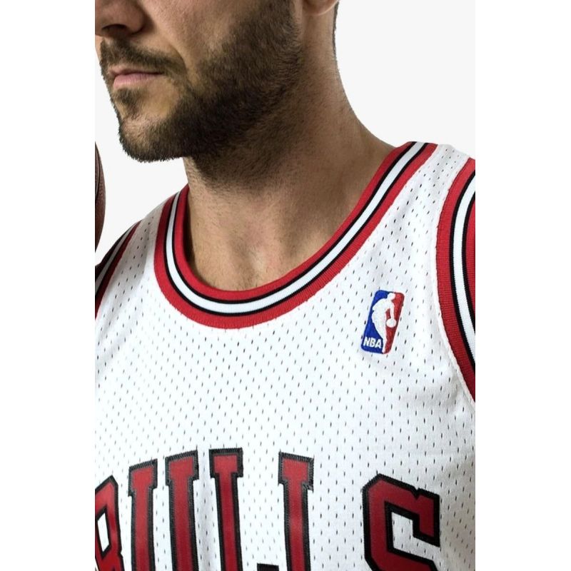 Mitchell & Ness Chicago Bulls NBA Swingman Jersey Bulls 97-98 Dennis Rodman M SMJYAC18079-CBUWHIT97DRDN