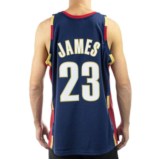 Mitchell &Ness Cleveland Cavaliers NBA Swingman Jersey Lebron James M SMJYGS18156-CCANAVY08LJA