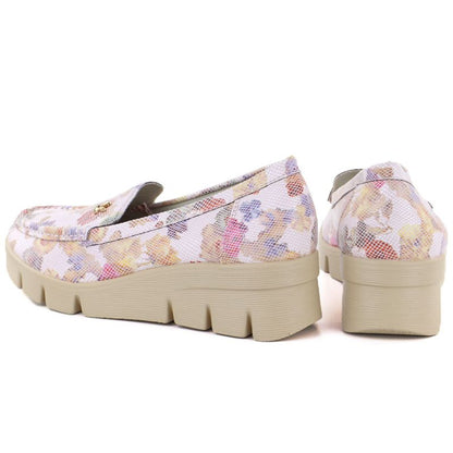 Women's platform shoes in pink with flowers M.Daszyński MR23109D