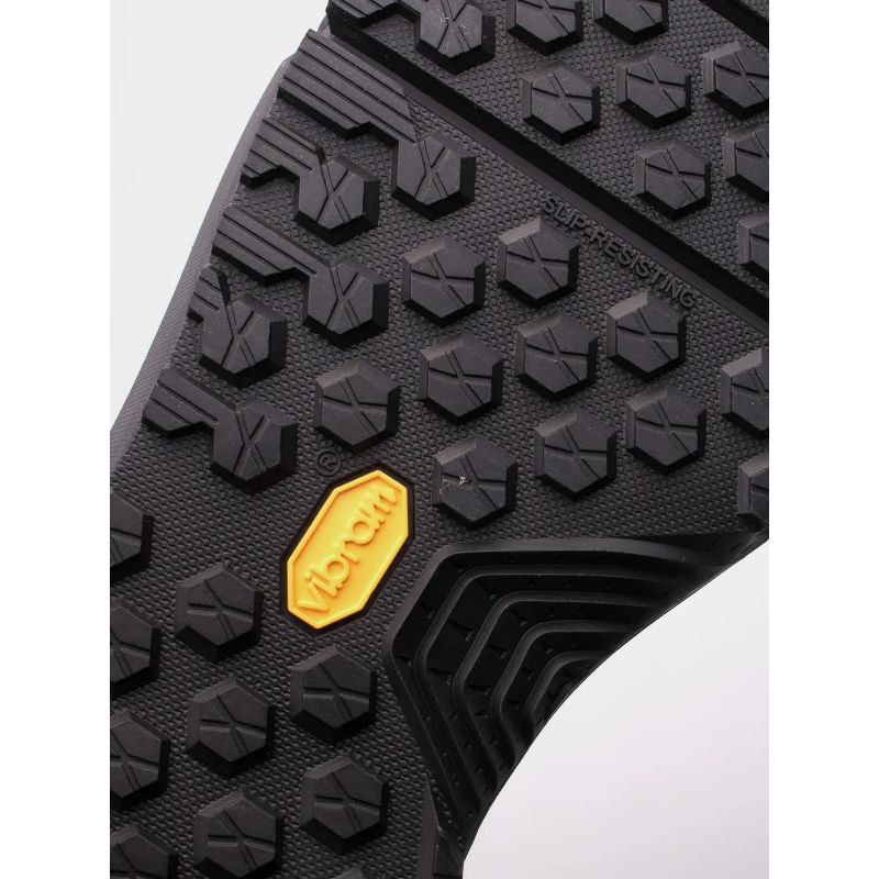 Under Armor Valsetz Mid M shoes 3027382-001