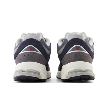 New Balance M M2002RSF sports shoes