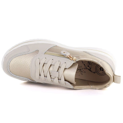 Women's leather low shoes in beige and gold eVento 9784