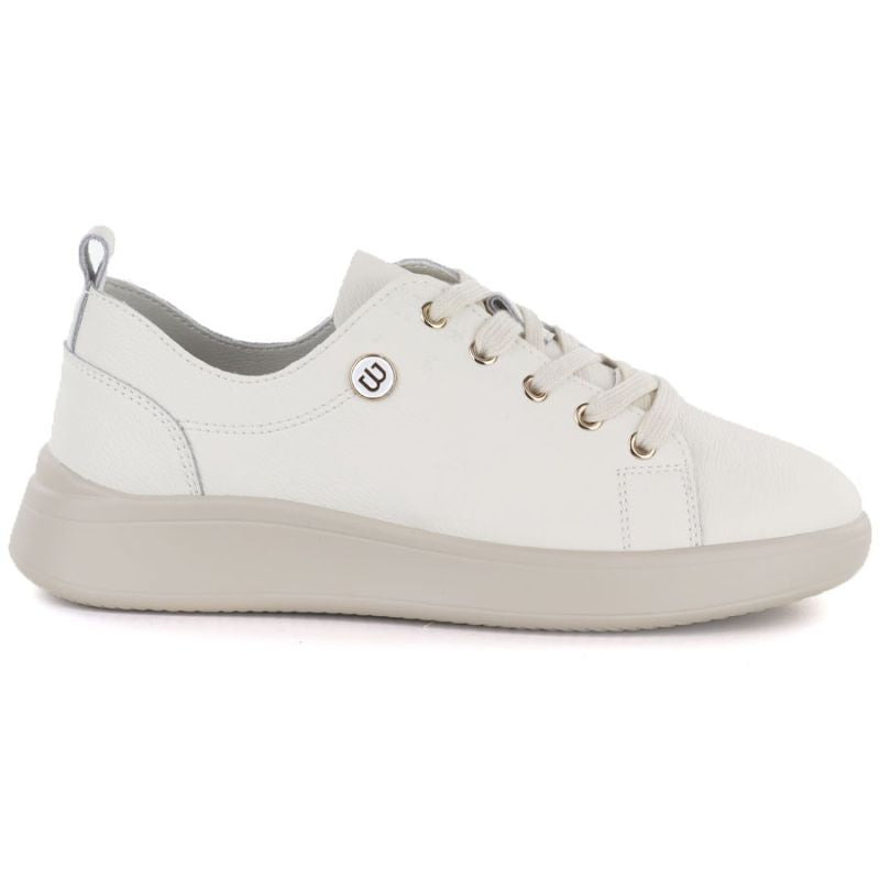 Beige women's leather shoes Vinceza 41508