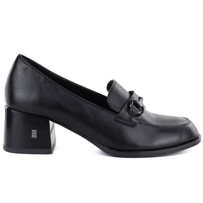 Women's leather lords shoes with heels, black, Vinceza 18116