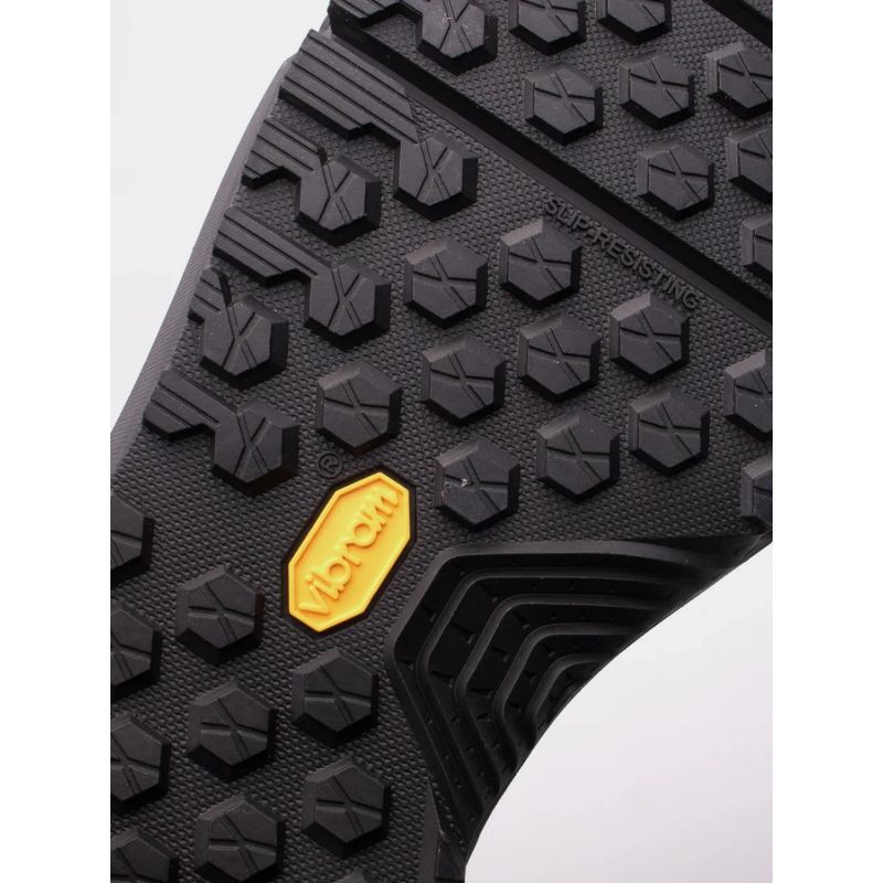 Under Armor Valsetz Mid M shoes 3027382-001