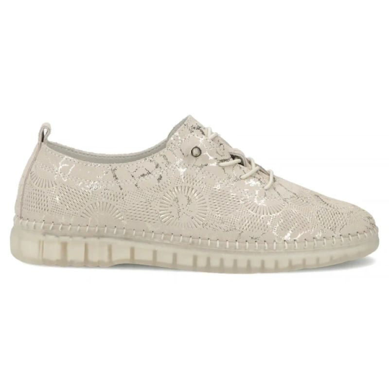 Beige leather shoes with elastic bands Filippo DP7810